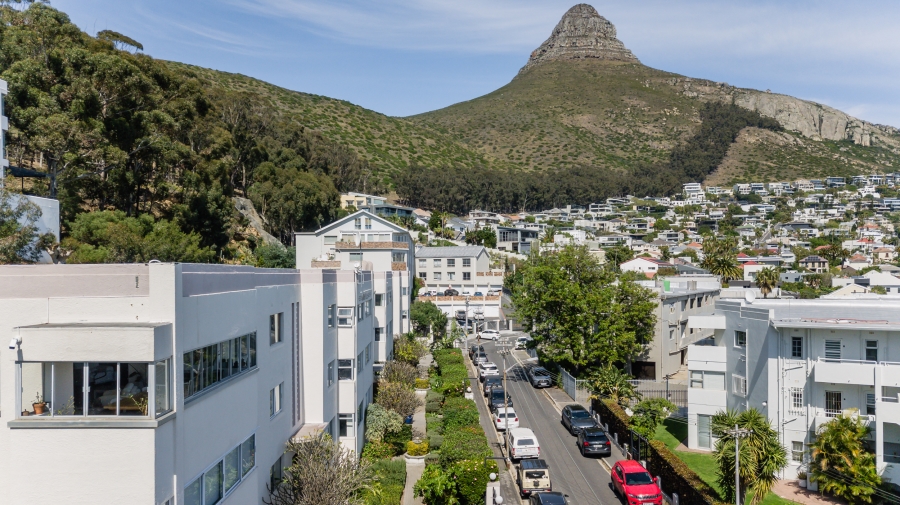 2 Bedroom Property for Sale in Fresnaye Western Cape